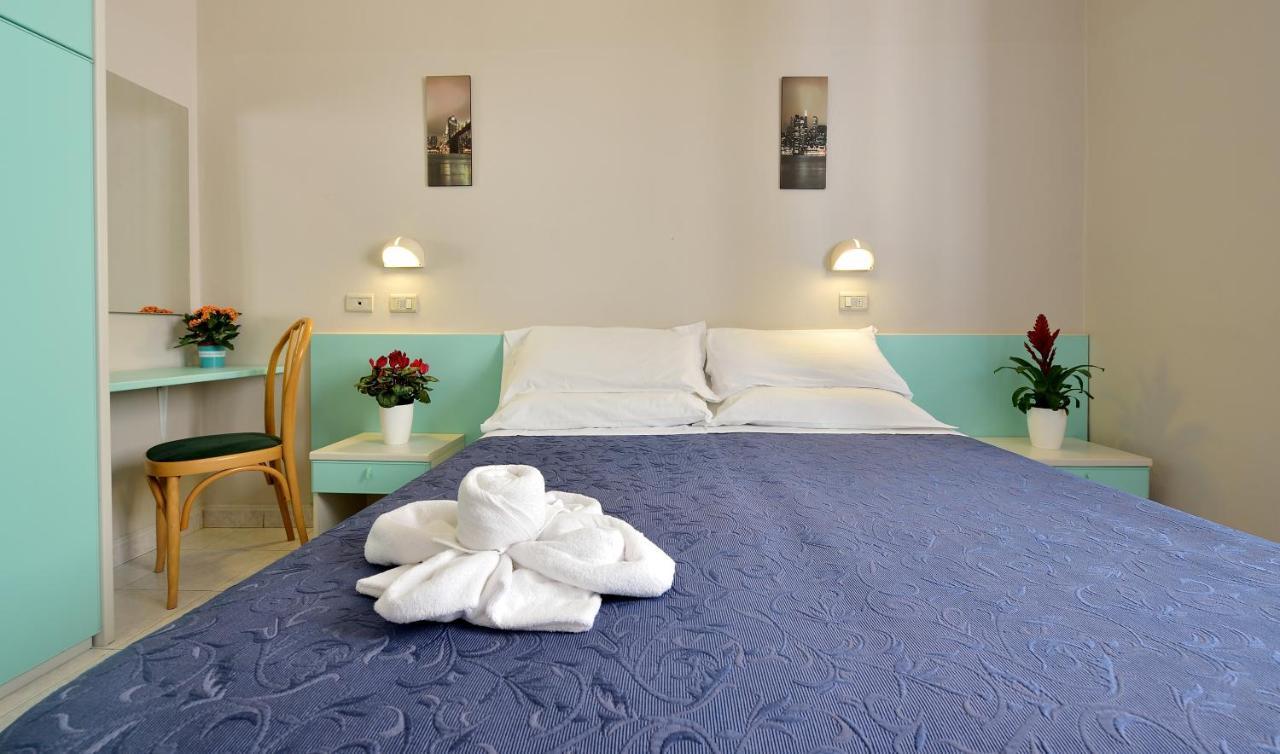 Hotel Oltremar B&B Cattolica Eksteriør bilde